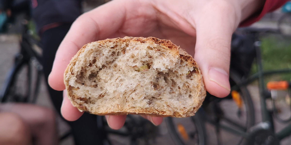 Petit pain à base de drêches